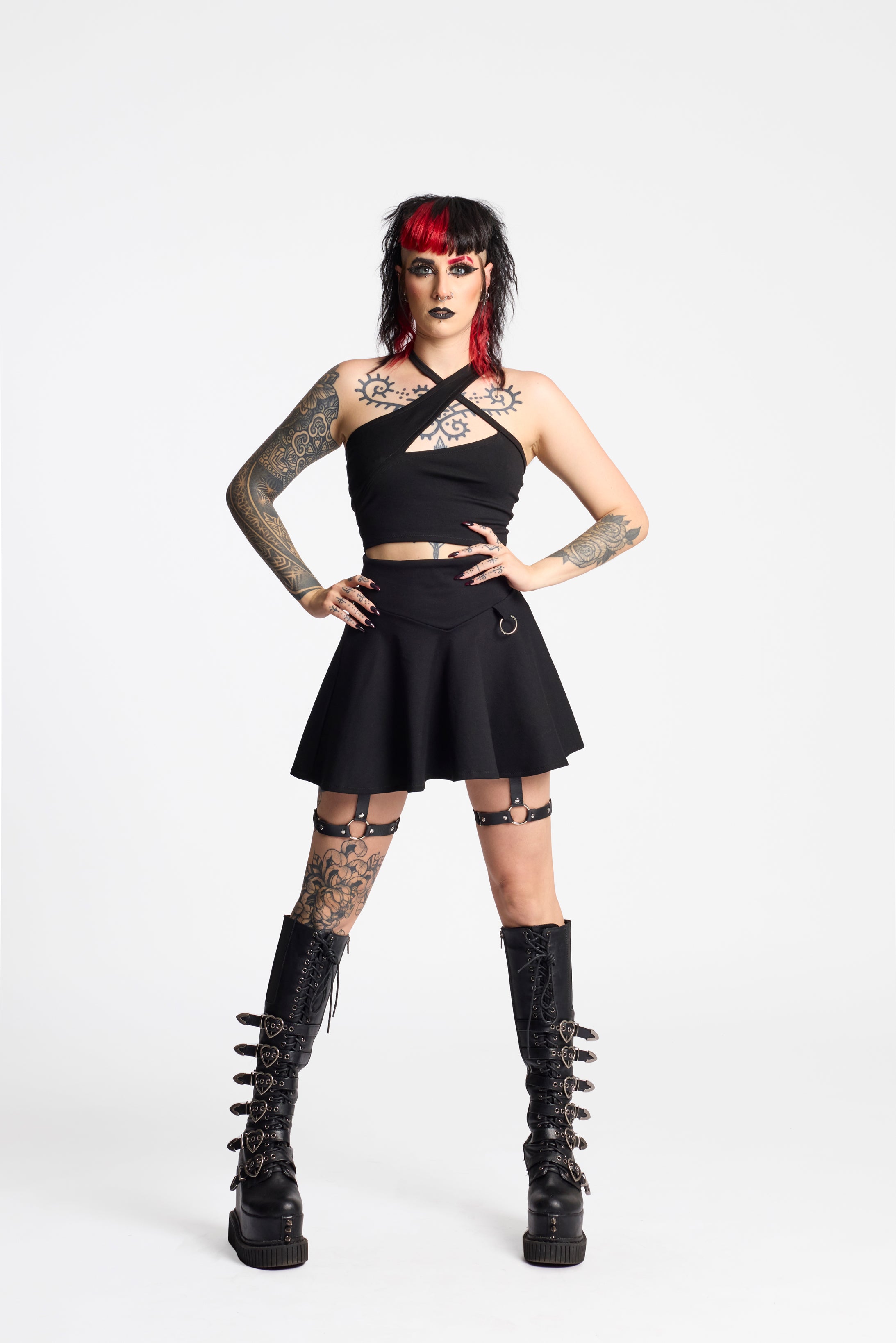 Black Punk Mini Skater Skirt – Rave & Festival Outfit with Metal Ring Detail