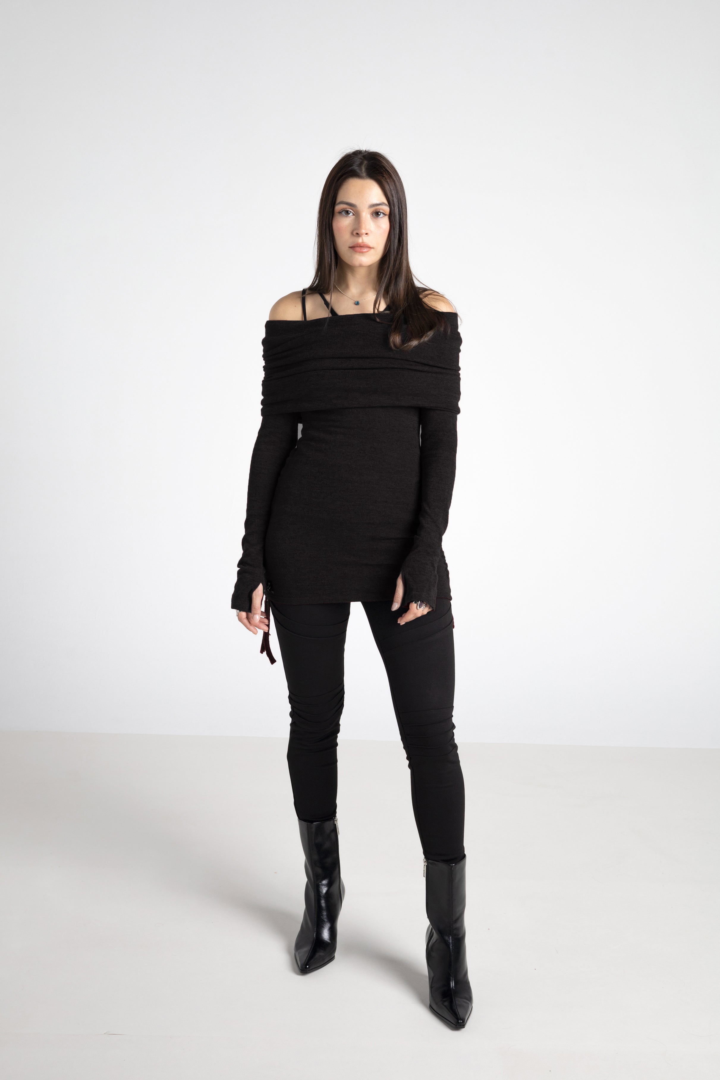 Waldgrünes Kapuzenpulloverkleid mit verstellbarer Länge