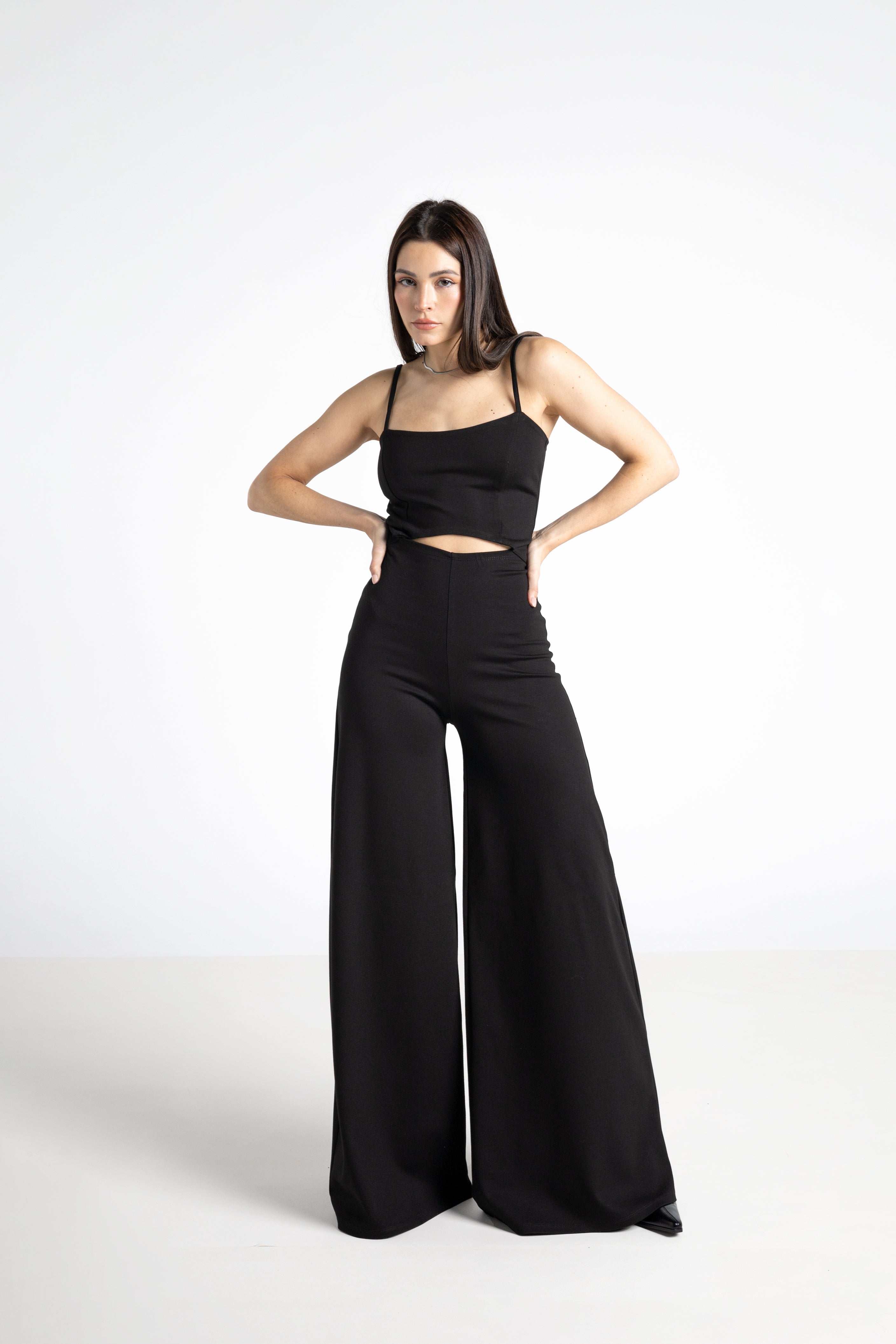 Mono de pierna ancha negro