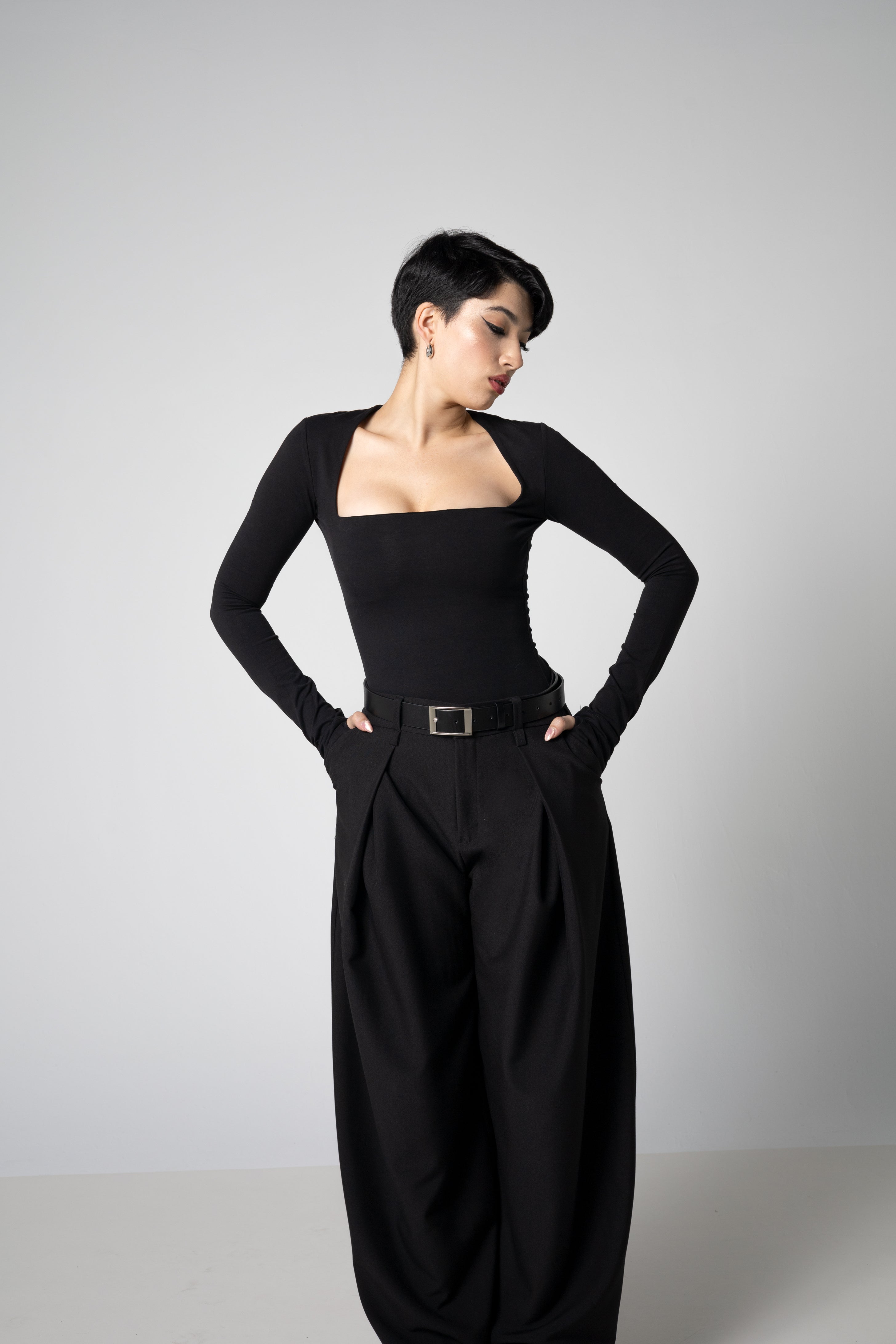 Tailored Baggy wide leg Trousers -  Barrel pleated Pants