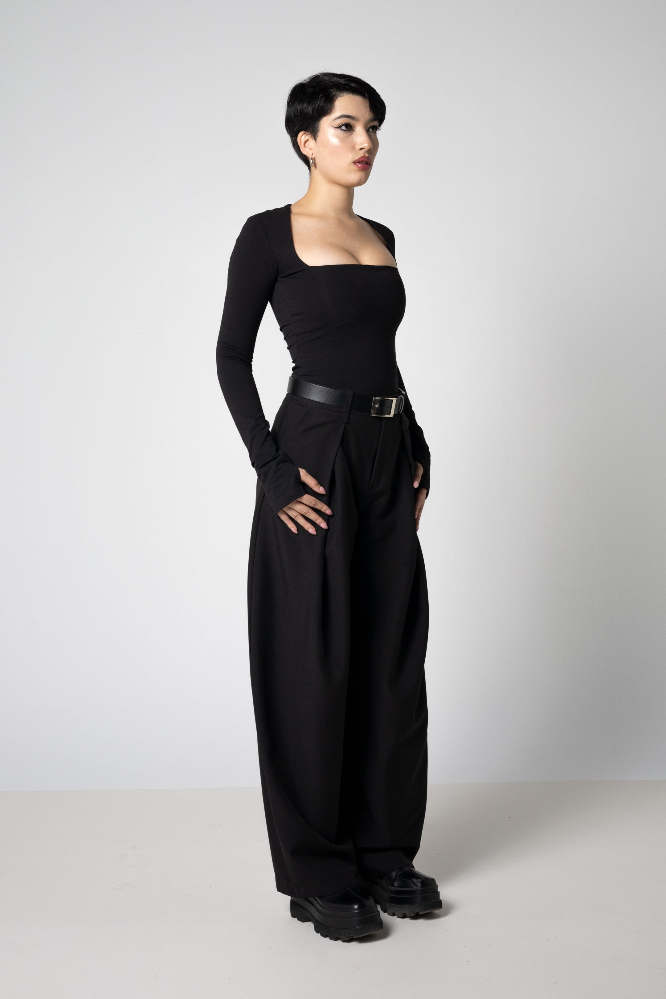 Tailored Baggy wide leg Trousers -  Barrel pleated Pants