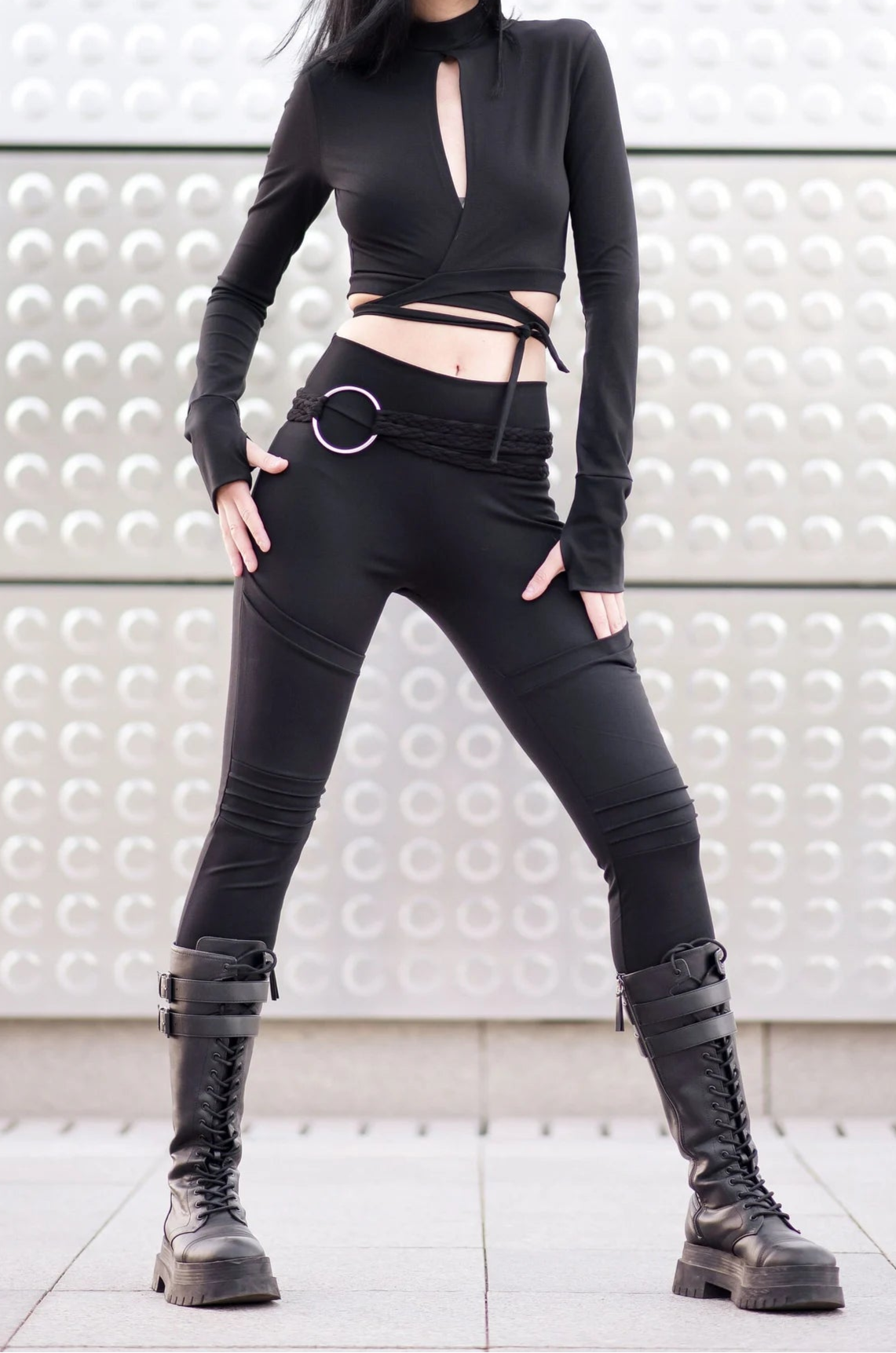 Skinny Leggings Pants with Knee Seams – Steampunk Futuristic Stretch Trousers