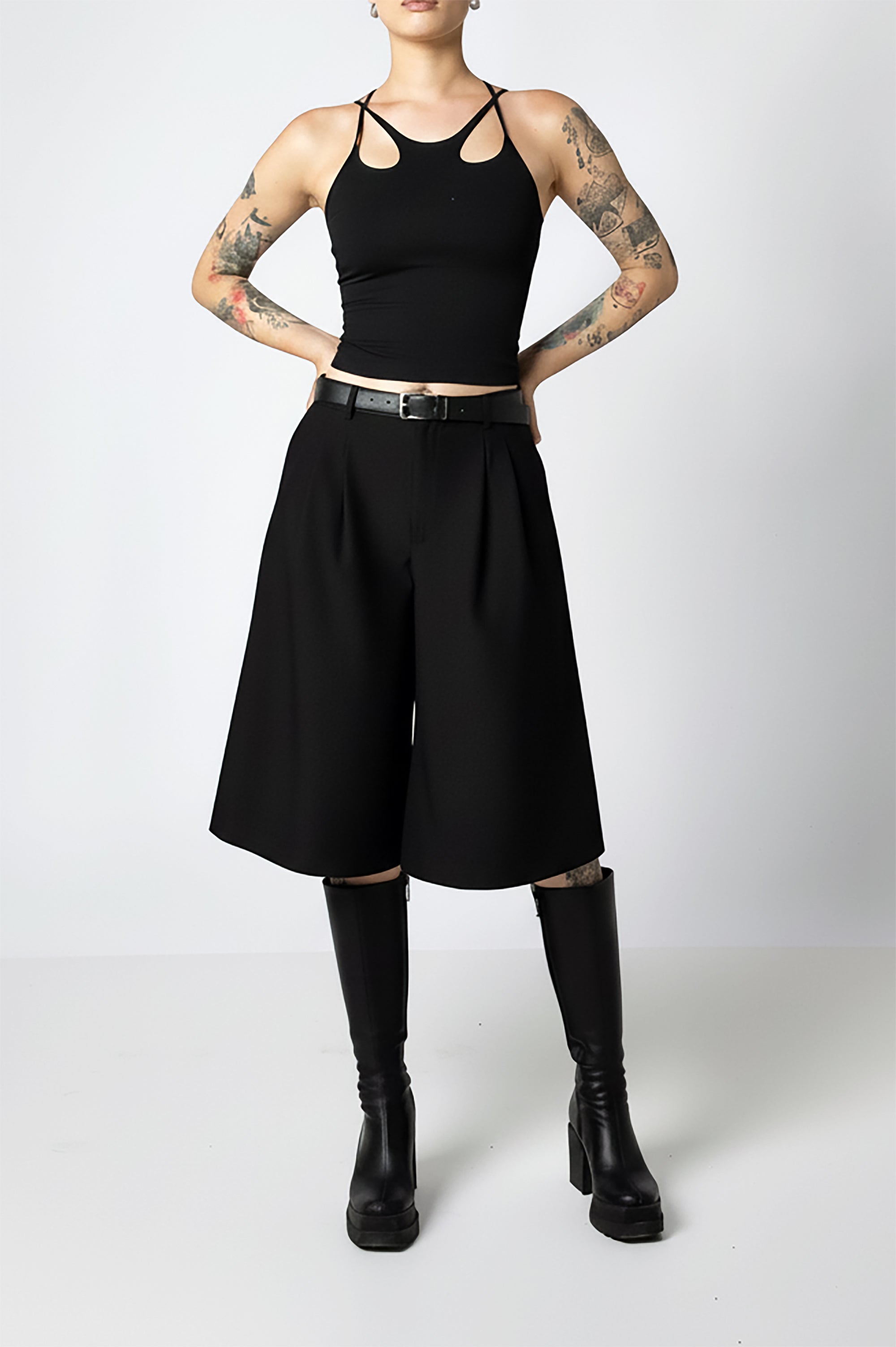 Cropped pleated culotte trousers with a skirted silhouette - Tailor Jorts