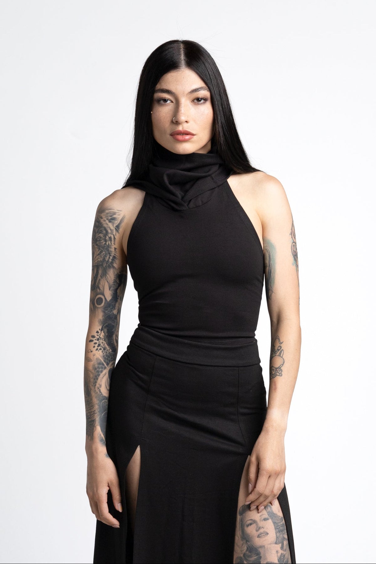 Backless tie Hooded black crop top with face dust mask
