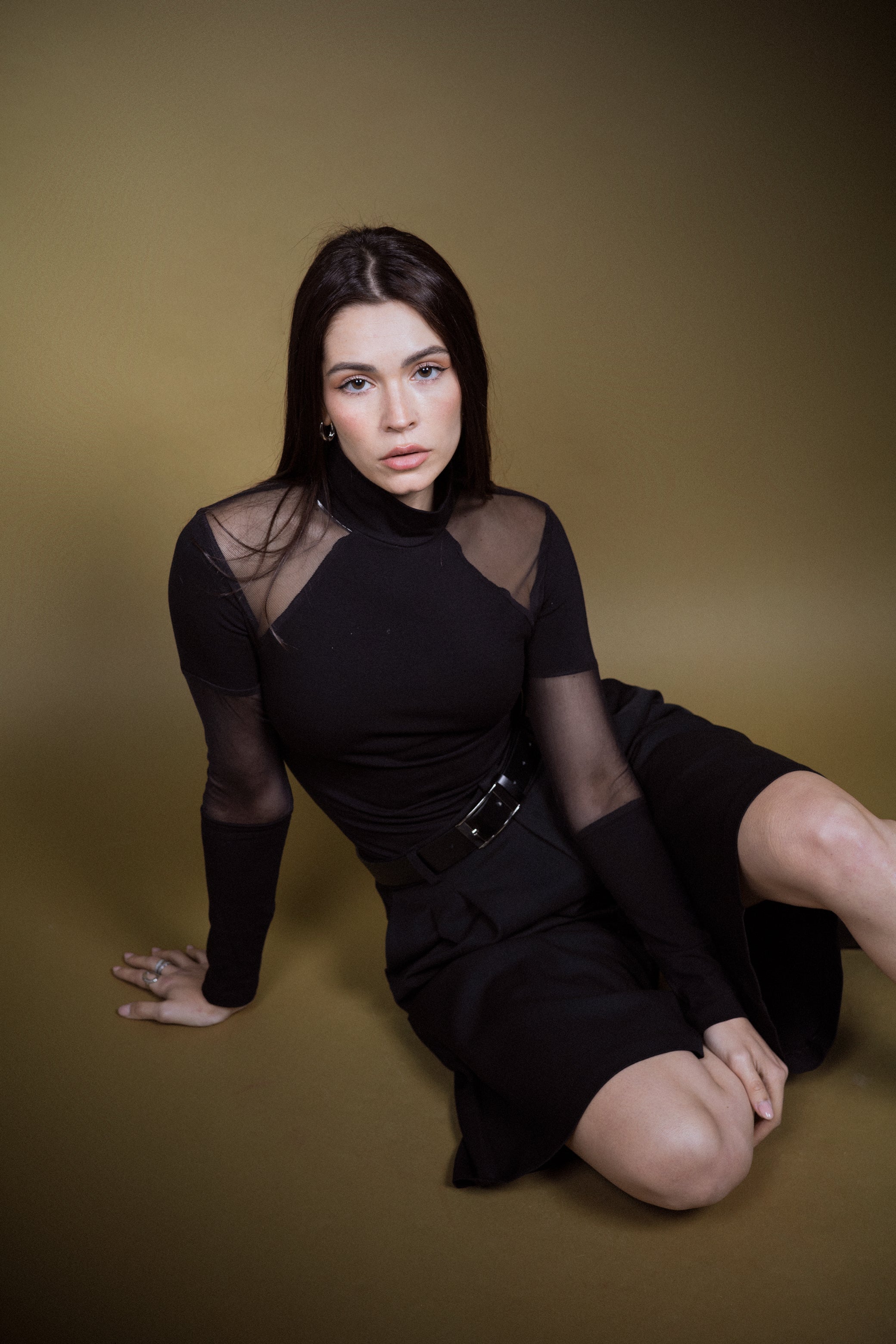 Mesh futuristic cocktail top