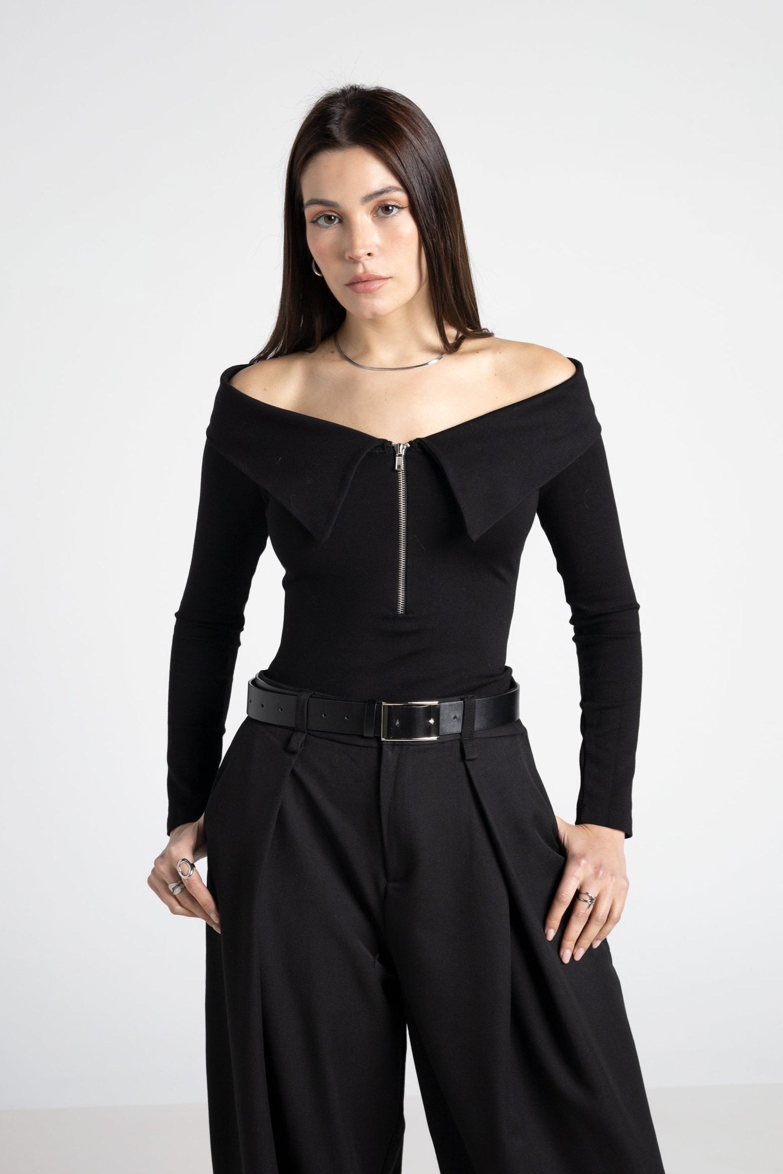 Elegant Bardot Zip Top – Gothic Ponte Roma Cocktail Shirt