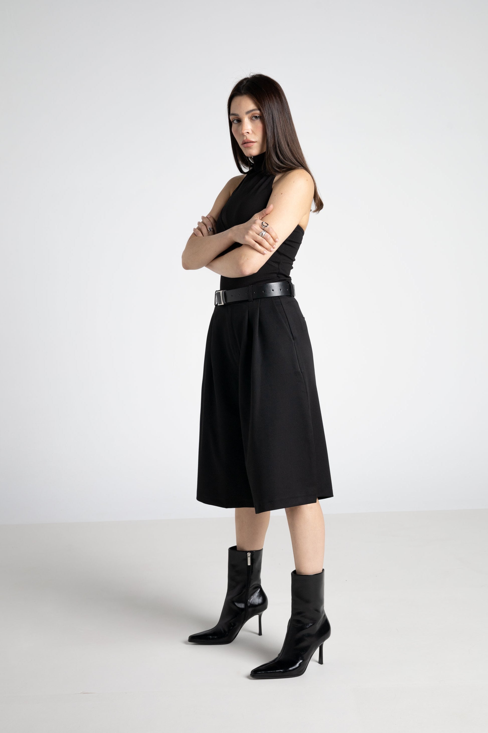 Cropped Wide Leg Trouser - Tailor Jorts