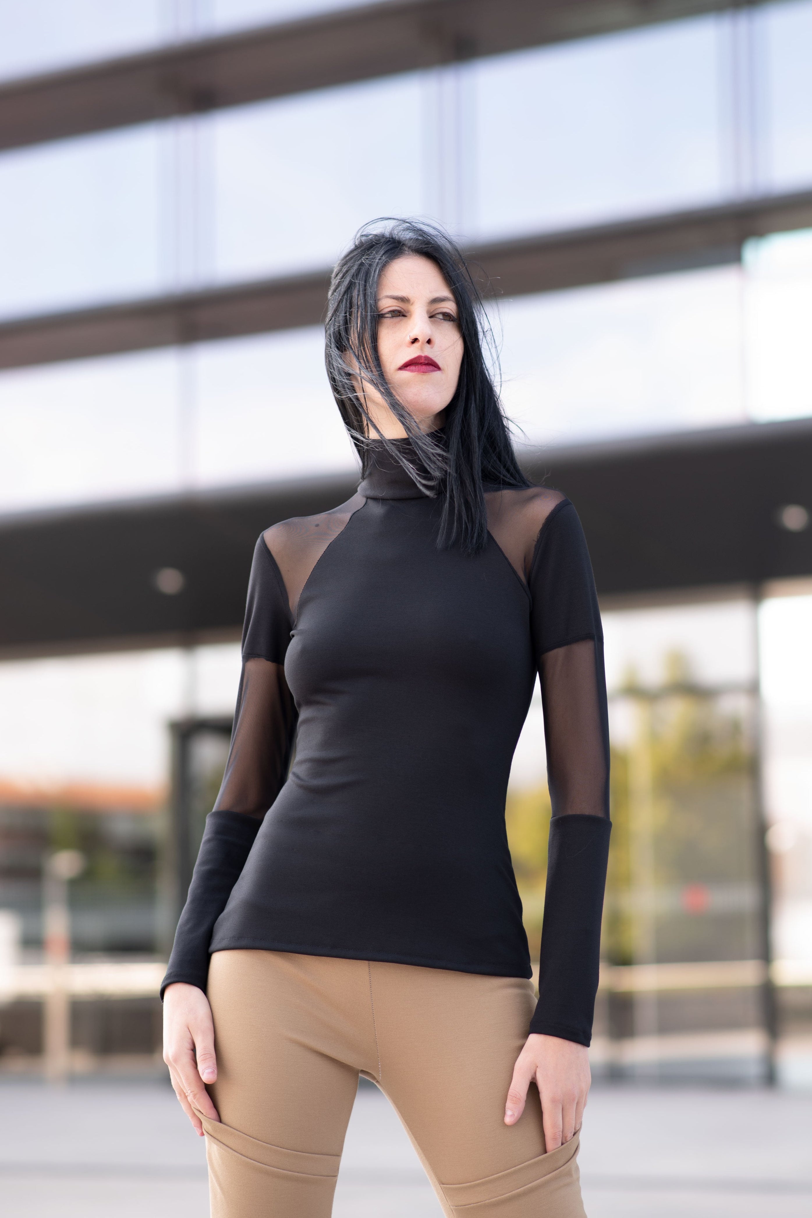 Mesh futuristic cocktail top