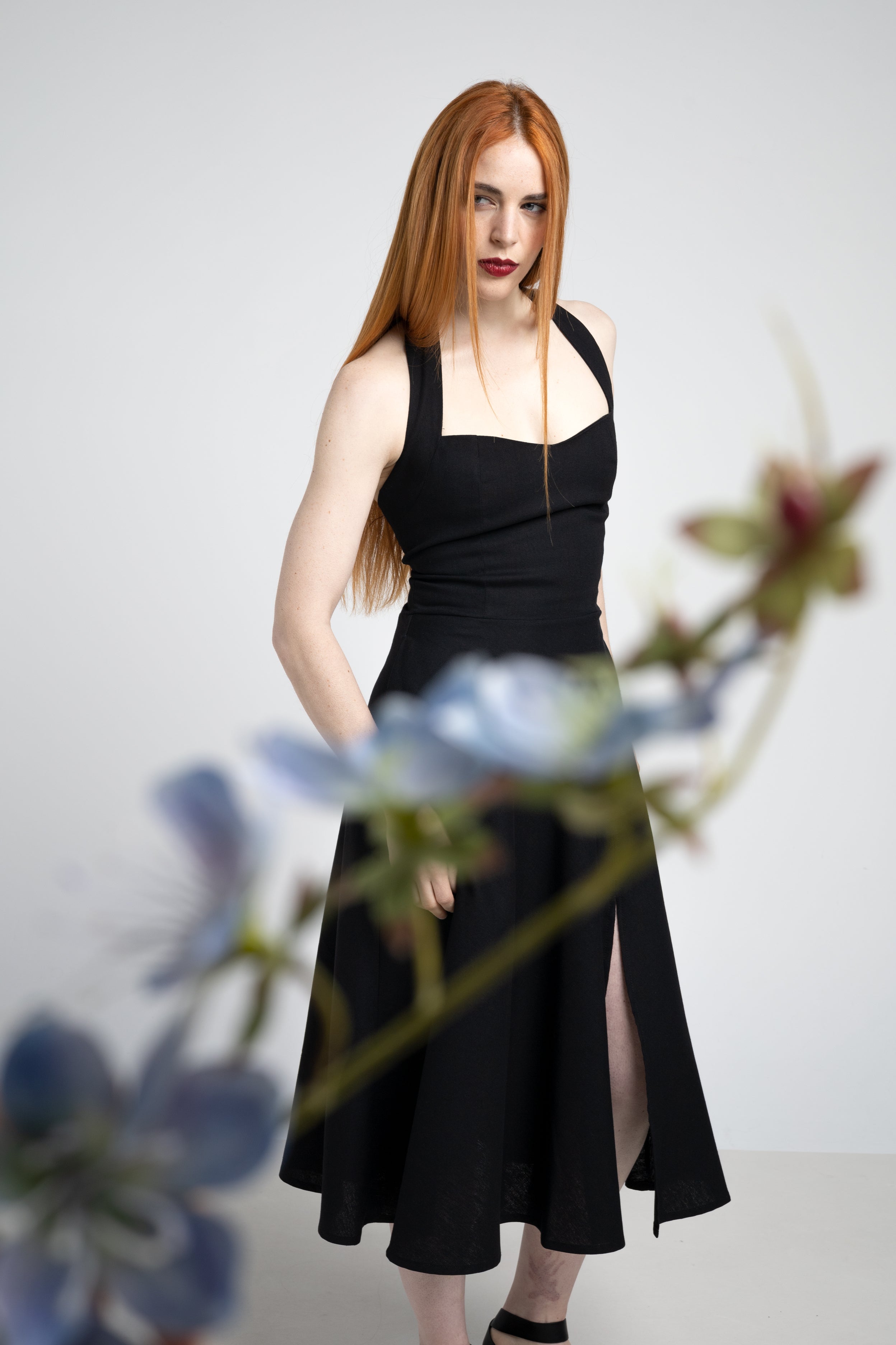 Monroe linen backless dress