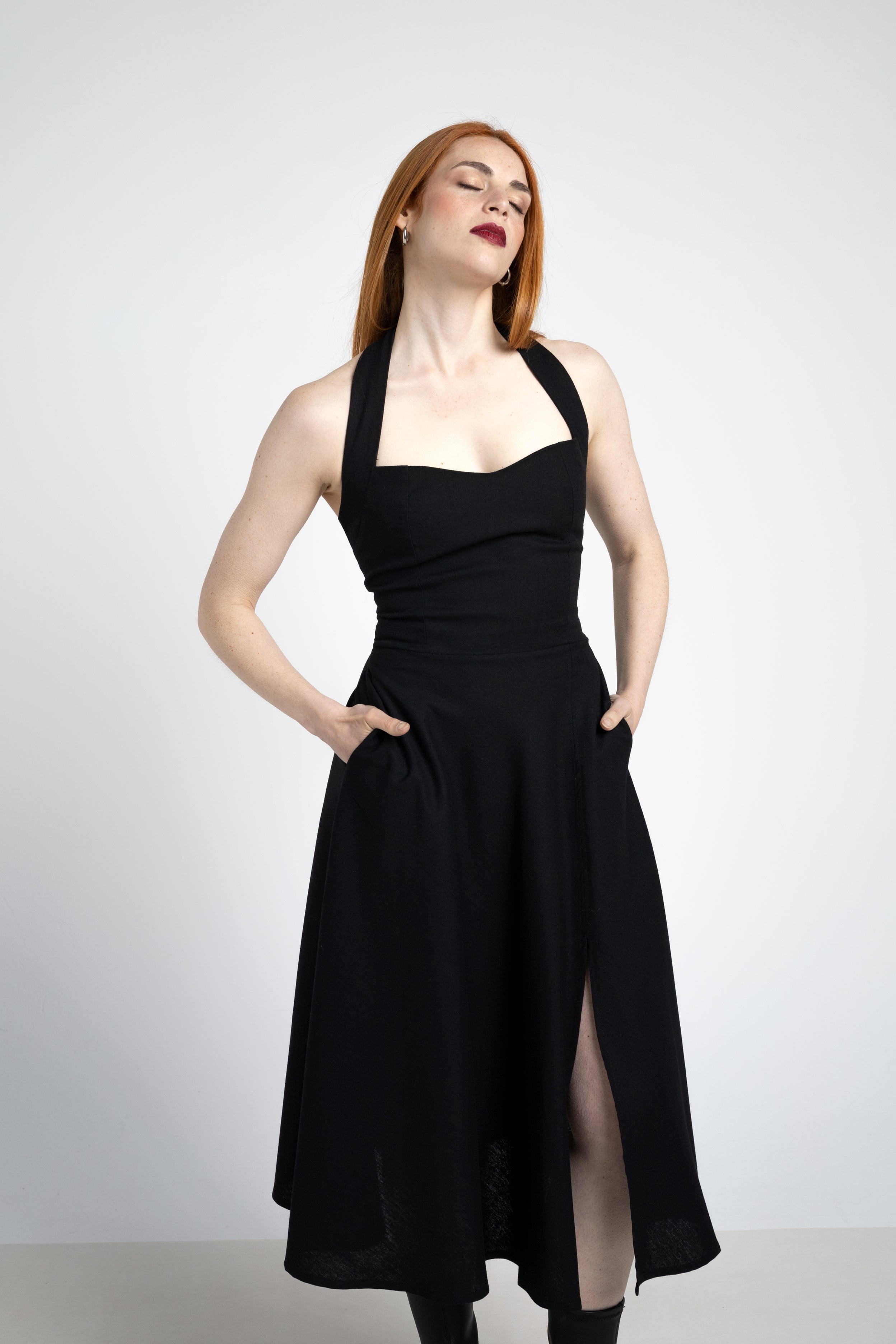 Monroe linen backless dress