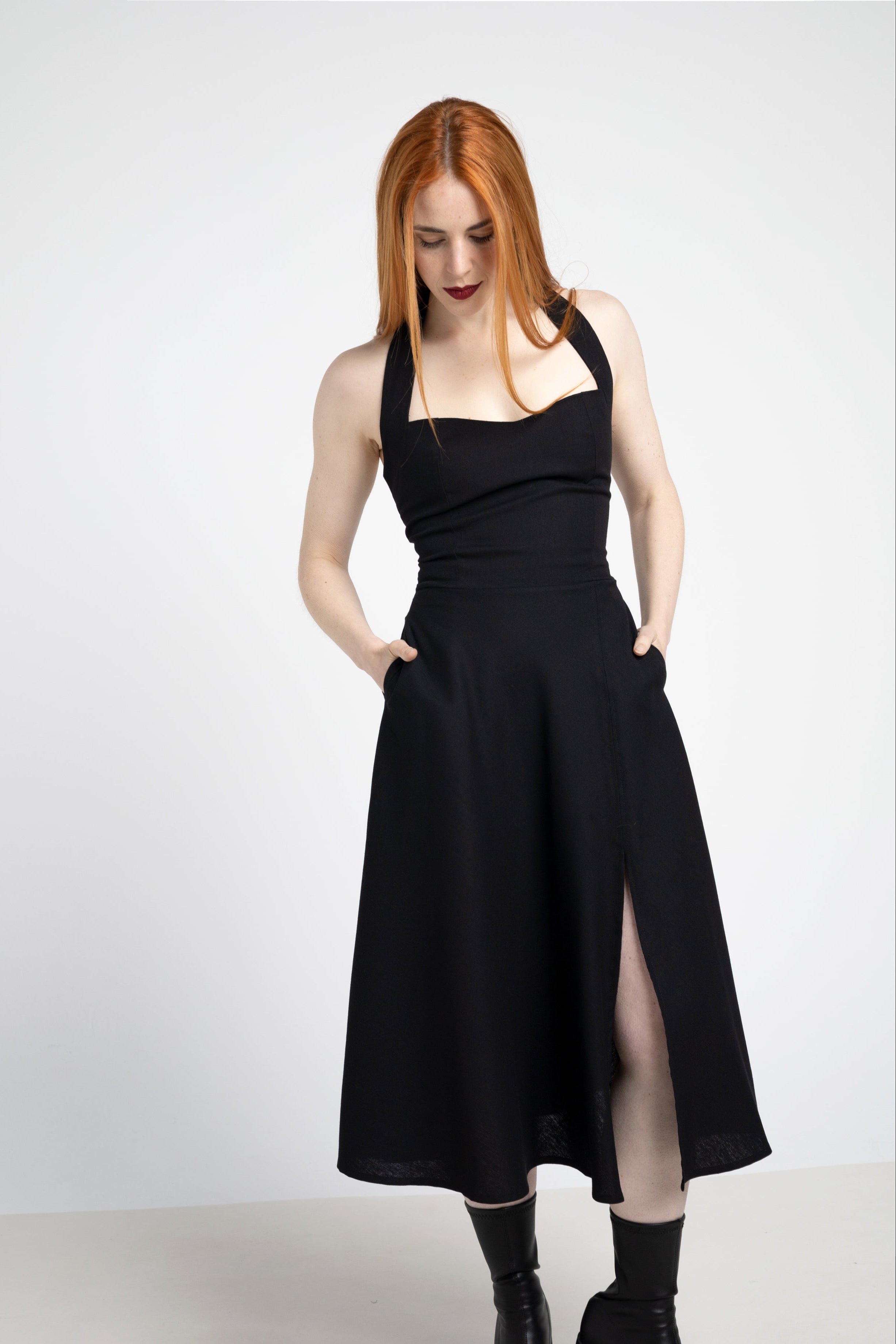 Monroe linen backless dress