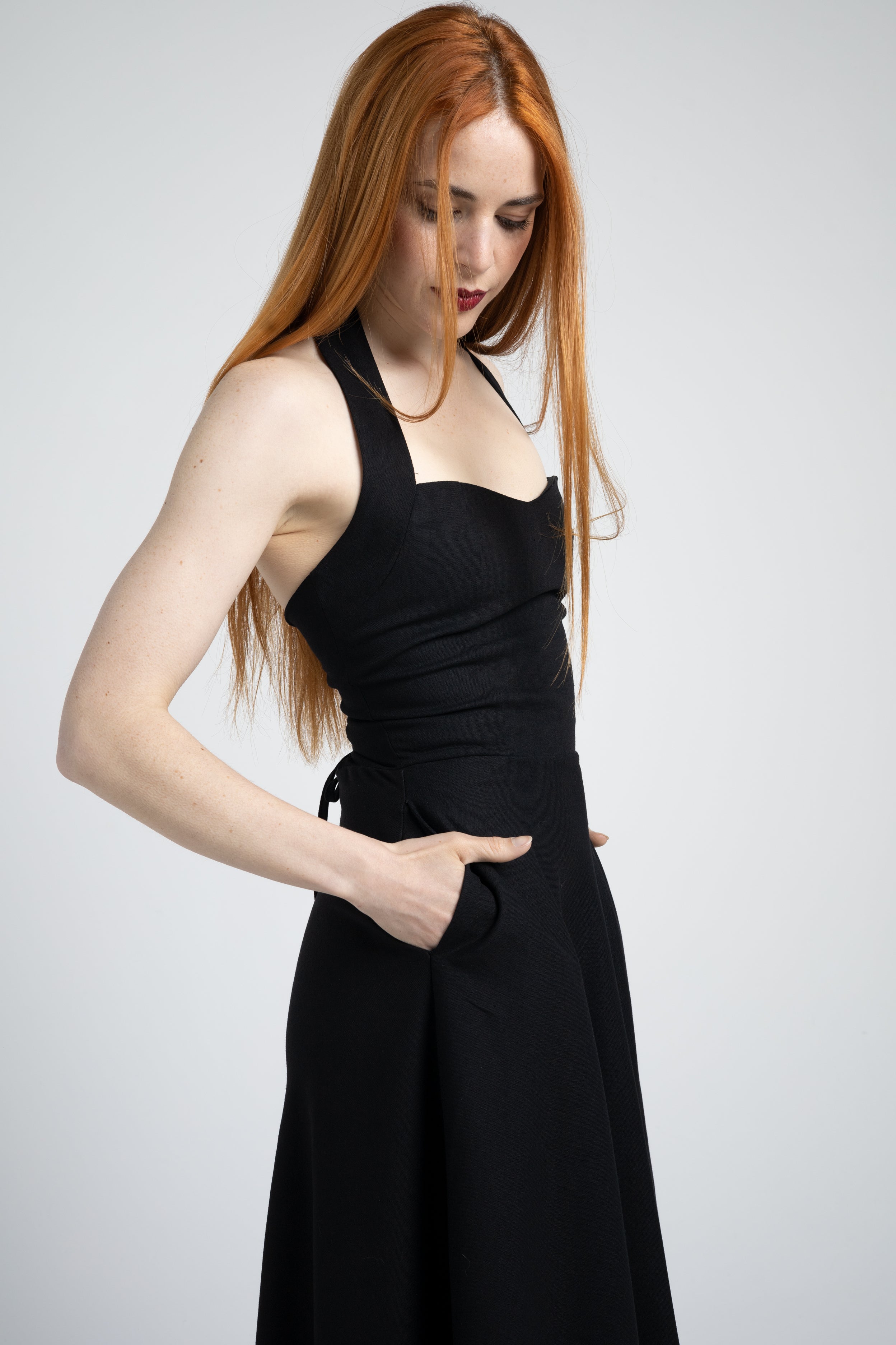Monroe linen backless dress